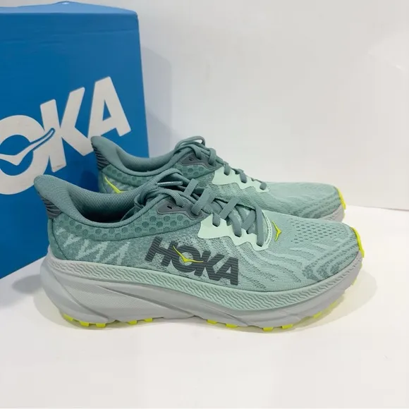 HOKA Women's Challenger 7 Trail Running Shoes