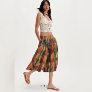 Ivy Cropped Pull On Culotte Pants NWOT orange combo