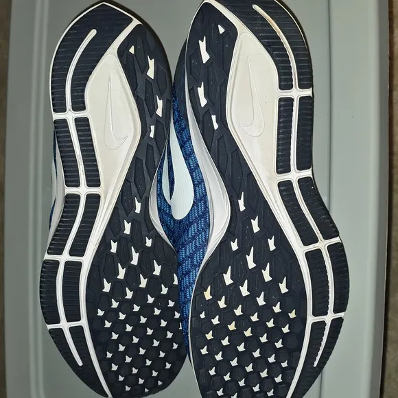 (J31) Nike Air Zoom Pegasus 35 Indigo Force 942851-404 Men’s Shoes