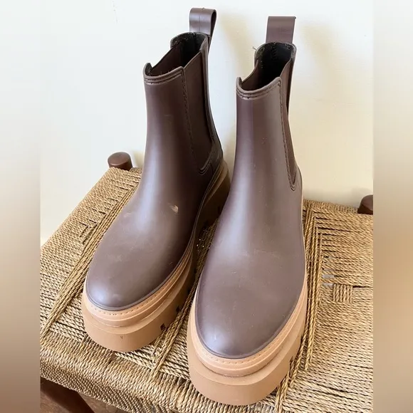Jeffrey Campbell Shoes Women’s 9 Rain Storm Chelsea Boots Brown Boot
