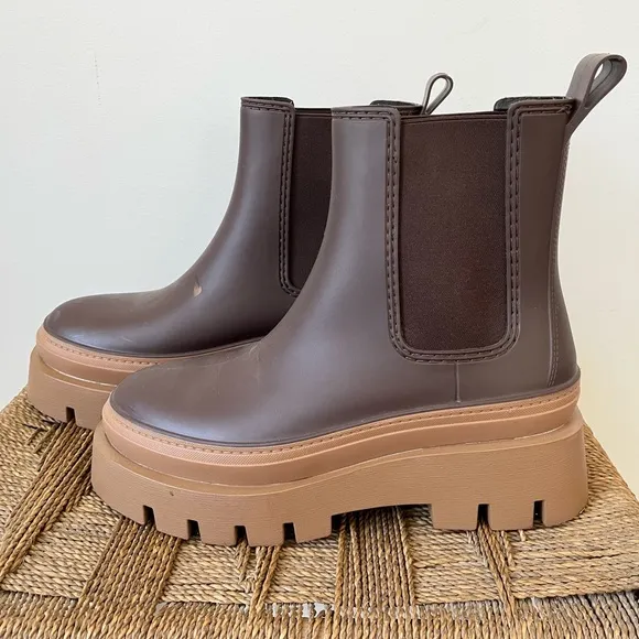 Jeffrey Campbell Shoes Women’s 9 Rain Storm Chelsea Boots Brown Boot