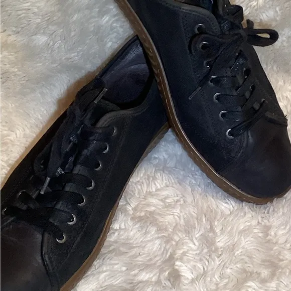 JOHN VARVATOS STAR USA - Men’s Black leather shoes size 12