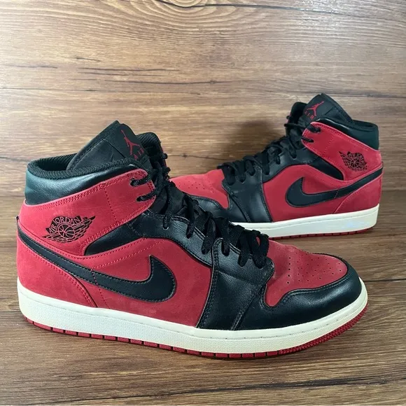 Jordan 1 Mid ‘Reverse Banned’ Leather Sneakers Shoes Men’s Size 12