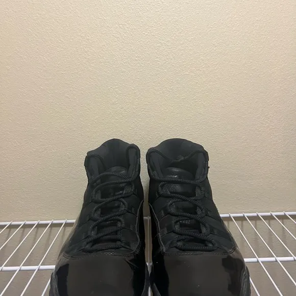 Jordan 11 Cap and Gowns