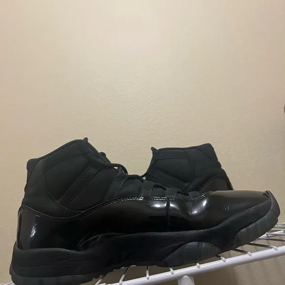 Jordan 11 Cap and Gowns