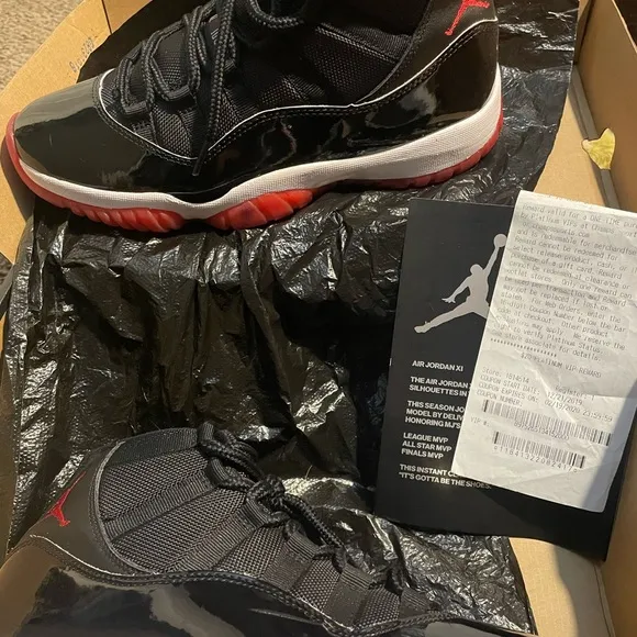 Jordan MENS PLAYOFFS 2019 Black and Red Shoes