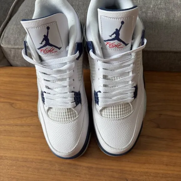 Jordan Retro 4 Midnight Navy Size 11 New (No Box) Never worn