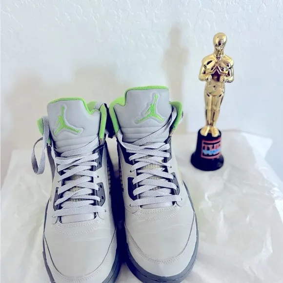Jordan Retro 5 Green Bean Shoes