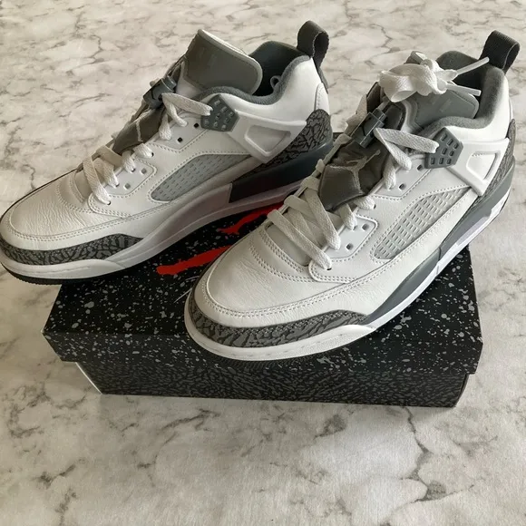 Jordan Spizike Low white / cool gray anthracite shoes new in box size 8.5 men’s