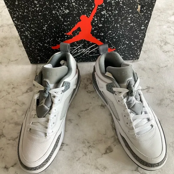 Jordan Spizike Low white / cool gray anthracite shoes new in box size 8.5 men’s