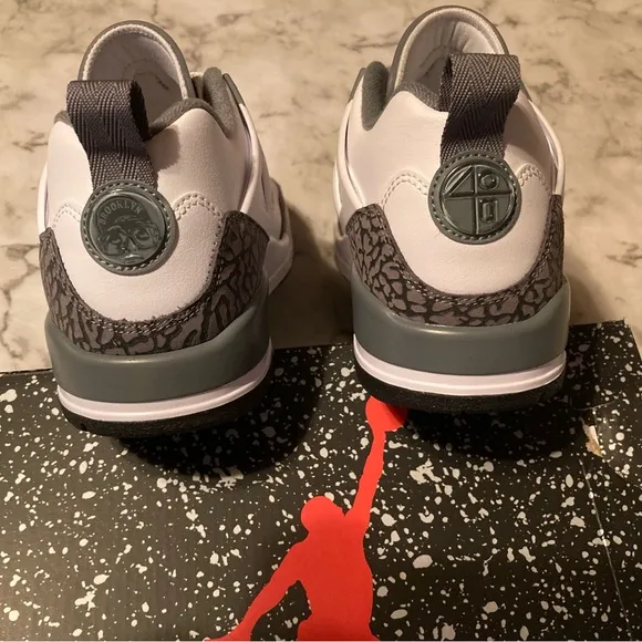 Jordan Spizike Low white / cool gray anthracite shoes new in box size 8.5 men’s