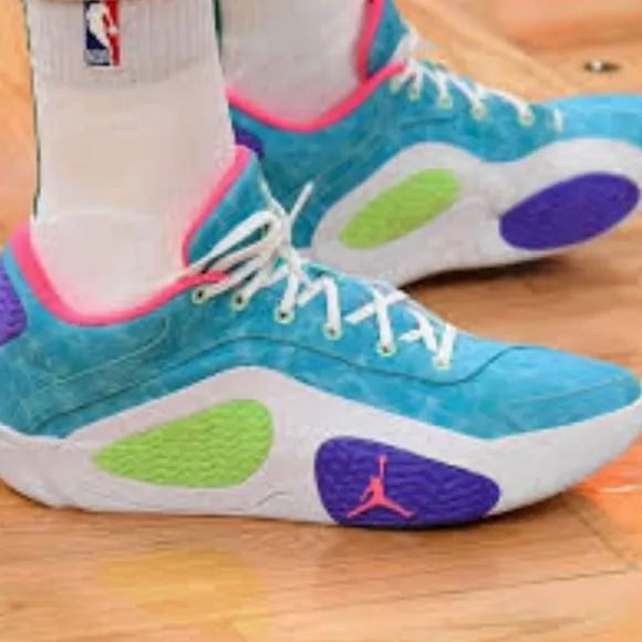 Jordan Tatum 2 &quot;Wavy Deuce&quot; Grade School Kids' Basketball Shoe - 7Y