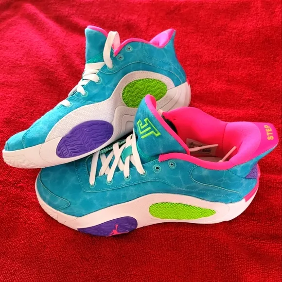 Jordan Tatum 2 &quot;Wavy Deuce&quot; Grade School Kids' Basketball Shoe - 7Y