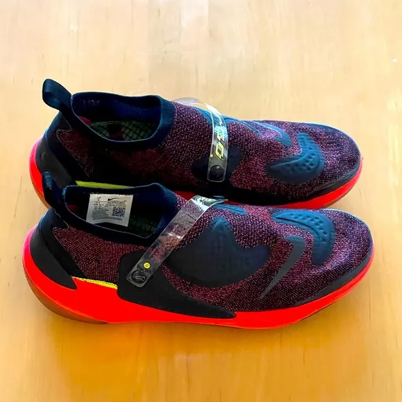 JOYRIDE OBUFK BECKMANN BLACK/CRIMSON ATHLETIC SHOES