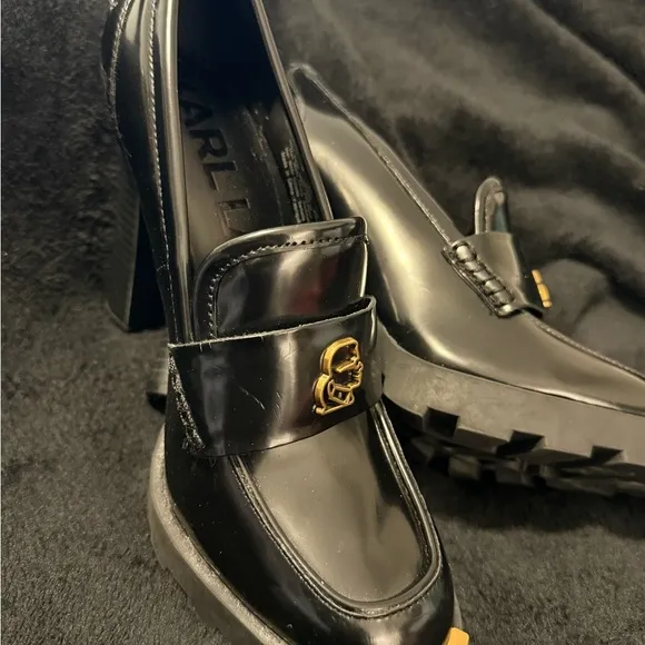 Karl Lagerfeld Black and Gold Heels with Luxe Metallic Accents