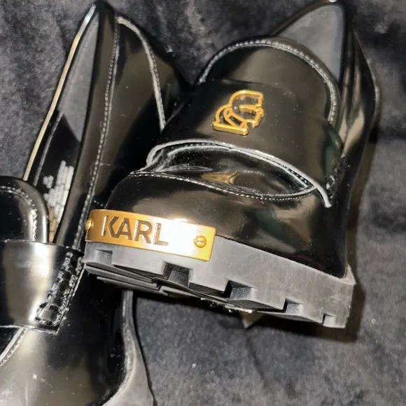 Karl Lagerfeld Black and Gold Heels with Luxe Metallic Accents