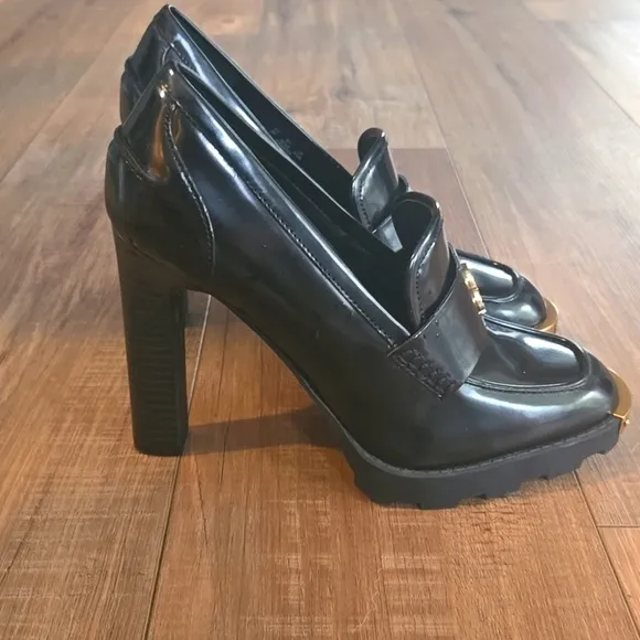 Karl Lagerfeld Shoes Women’s 8M Black Virna Pumps High Heel Gold Embelli…