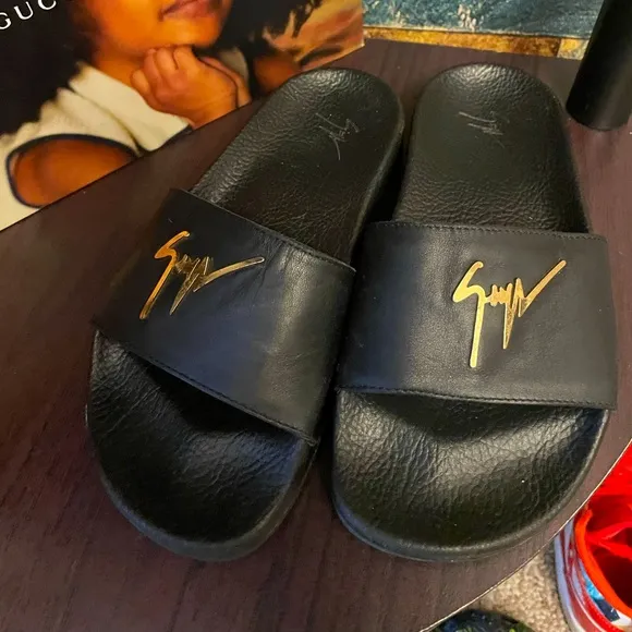 Kids Giuseppe slides