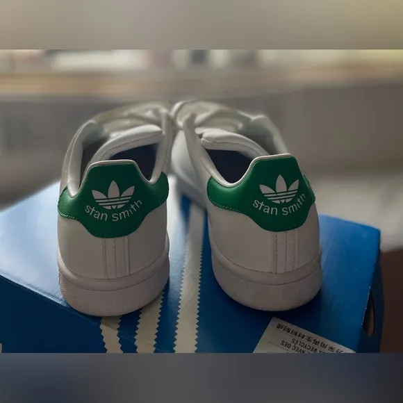 Kids Unisex Adidas Stan Smith Originals Shoes Size 1 for Little Kids