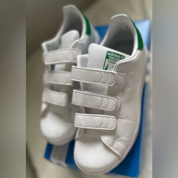 Kids Unisex Adidas Stan Smith Originals Shoes Size 1 for Little Kids