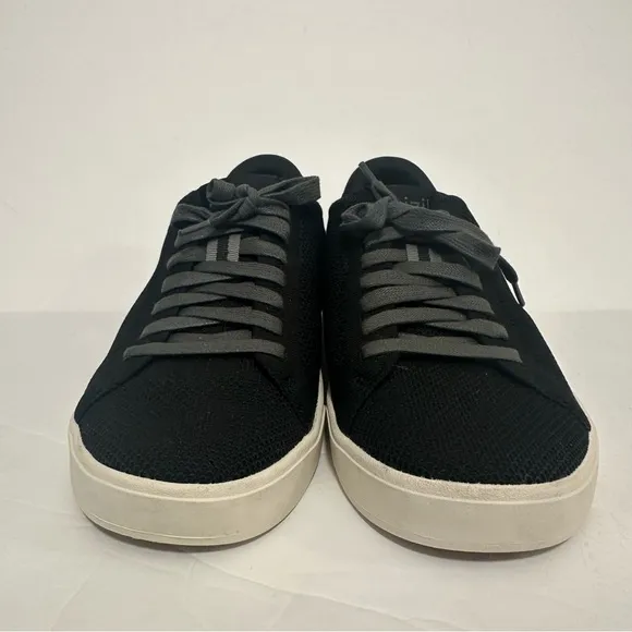 Kizik Irvine black knit shoes Women’s 7.5W/ Men’s 6W