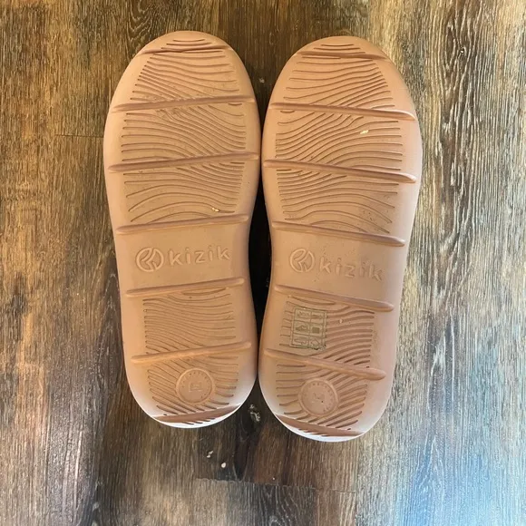 Kizik shoes