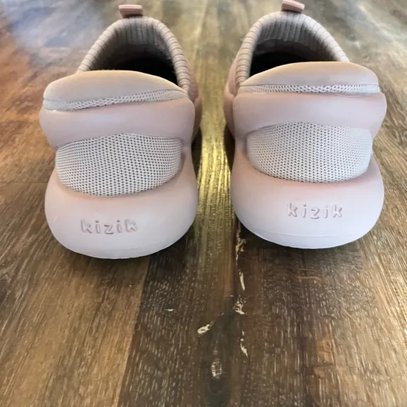 Kizik shoes