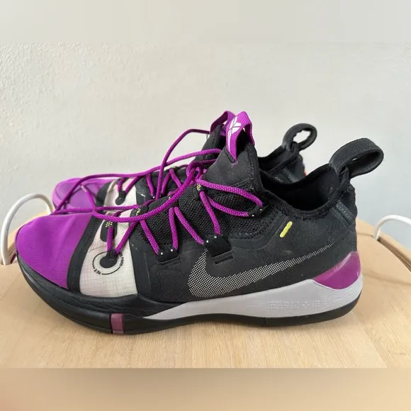 KOBE athletic shoes KKB purple . Slightly used but great condition