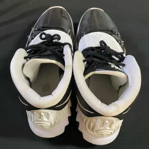 Kyrie 6 Team Black White
