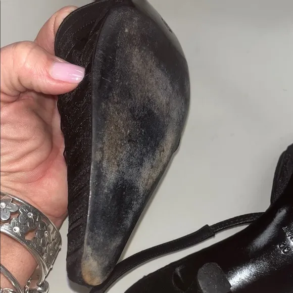 La Perla women’s size 38 Elegant Black sling back Heels / preowned/ vintage look