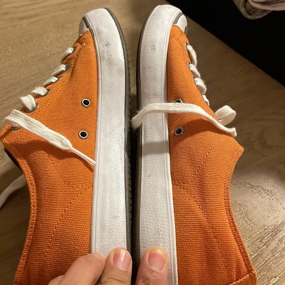 Lacoste men’s shoes size 9.5