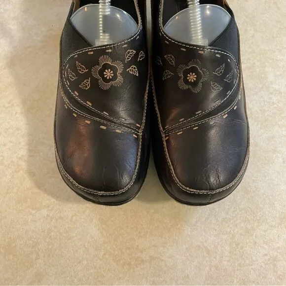 Lartiste Burbank Shoes size 38 women’s clogs shoes spring step
