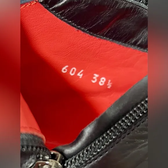 Las de‎ Rouge Booties