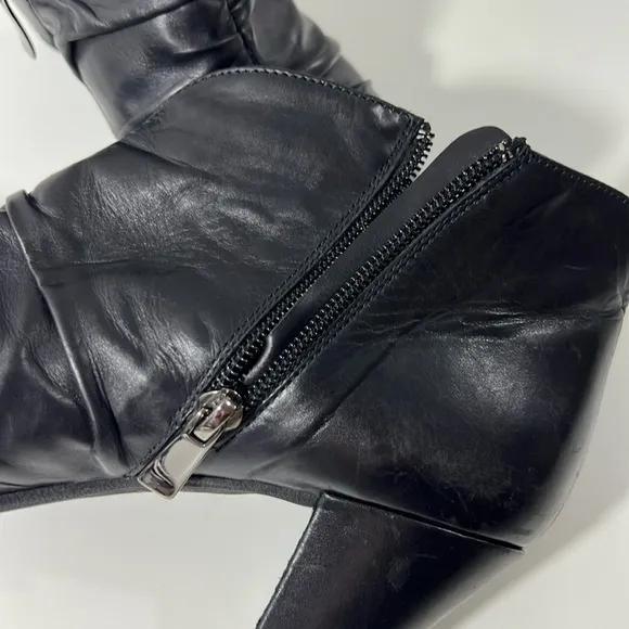 Las de‎ Rouge Booties