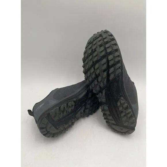 LIGHTLY USED Inov8 PARKCLAW 275 Unisex Athletic Sneaker Black/Grey Sz 8.5M 10W80