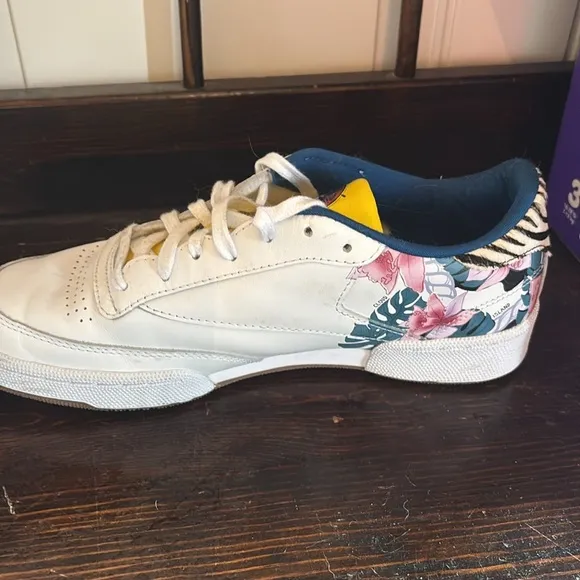Limited edition, Jurassic Park Reebok shoes