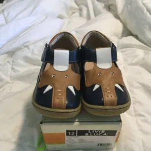 Livie &amp; Luca Elephant Shoes Navy Classic Smooth Leather UNISEX Kid's Size 12 NEW