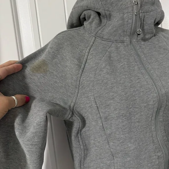 LULULEMON Women’s Scuba Full Zip Hoodie 8 pre and post workout sleeves tight fit
