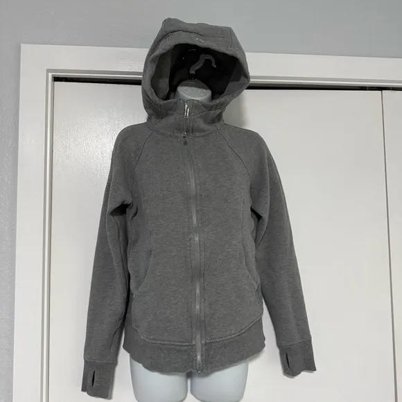 LULULEMON Women’s Scuba Full Zip Hoodie 8 pre and post workout sleeves tight fit