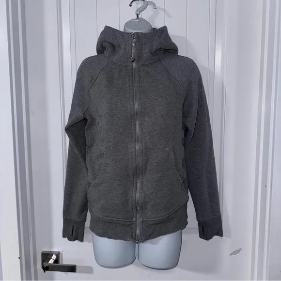 LULULEMON Women’s Scuba Full Zip Hoodie 8 pre and post workout sleeves tight fit