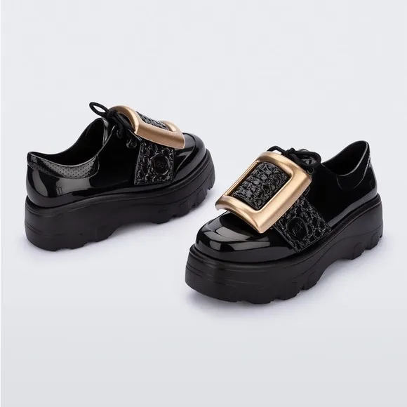 MELISSA   VIKTOR &amp; ROLF Buckle Up Kick Off Size 10