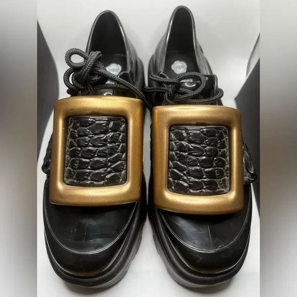 MELISSA   VIKTOR &amp; ROLF Buckle Up Kick Off Size 10