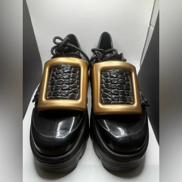 MELISSA   VIKTOR &amp; ROLF Buckle Up Kick Off Size 10