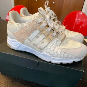 Men Adidas size 9 Equipment Running Support &quot;LUXE Oddity&quot; F37 men shoes sneakers