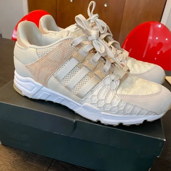 Men Adidas size 9 Equipment Running Support &quot;LUXE Oddity&quot; F37 men shoes sneakers