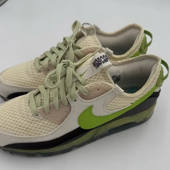 Men’s 11.5 Nike Air Max 90 Terrascape Shoes &quot;Vivid Green&quot; Phantom DM0033-001