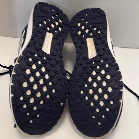 Men’s Adidas Cloudfoam!!!!