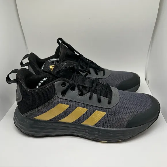 Men’s Adidas OwnTheGame 2.0 Basketball Shoes Size 11