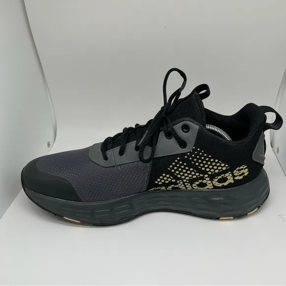 Men’s Adidas OwnTheGame 2.0 Basketball Shoes Size 11