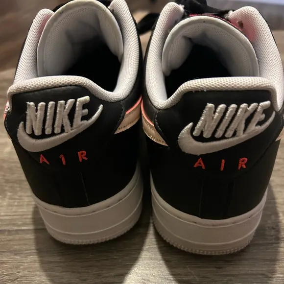 Men’s Air Force Worldwide Nike shoes - size 11